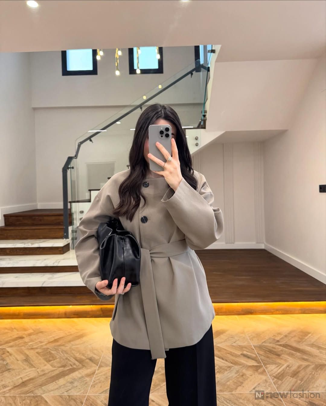 أنسومبل ريفا: فخامة استثنائية بسعر لم يسبق له مثيل – فرصة لا تعوض للتألق! 👑💰