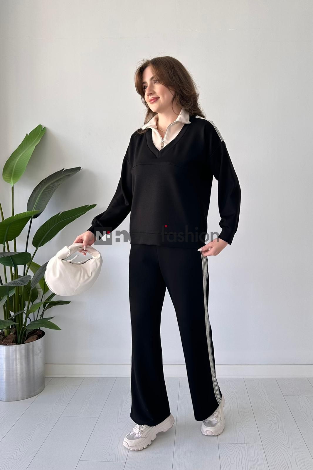 أنسومبل فينيسيا "مودرن" من قطعتين: سويت شيرت بياقة "هاينك" وسحاب + بنطال واسع ✨
